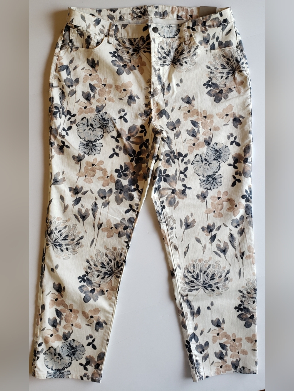 Chico's Floral Print Stretch Slim Ankle Pants Cream and Taupe Size 2.5 (US 14)